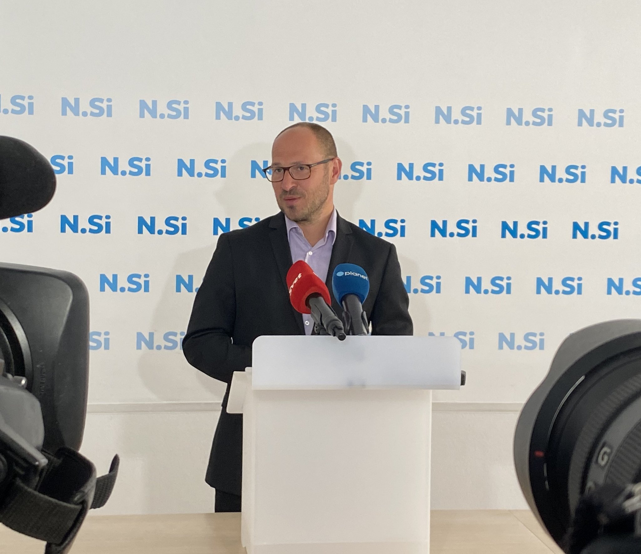 NSi soglasno podprla vstop v koalicijo z Janšo: Ciljajo na štiri ali pet resorjev
