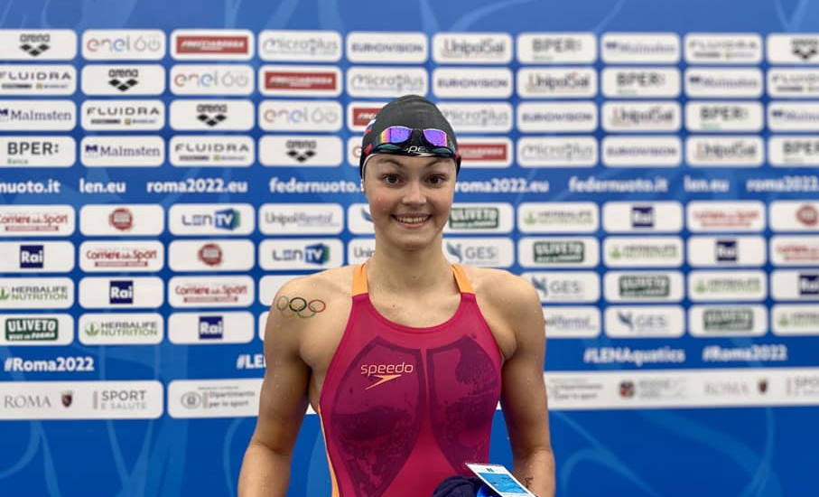 Katja Fain postala večkratna državna prvakinja v plavanju