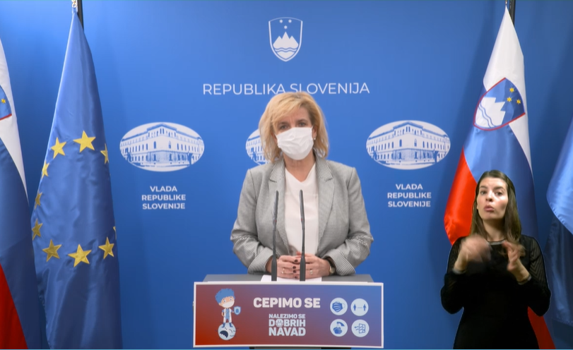 Beovićeva: Poživitveni odmerek priporočamo po dveh mesecih