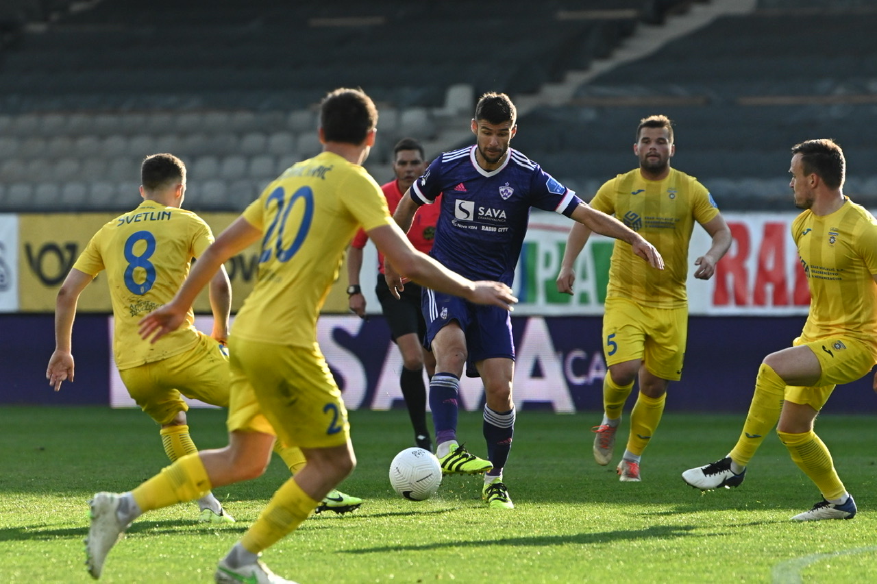 Maribor spet zgodaj izpadel iz pokala: Domžale znova boljše