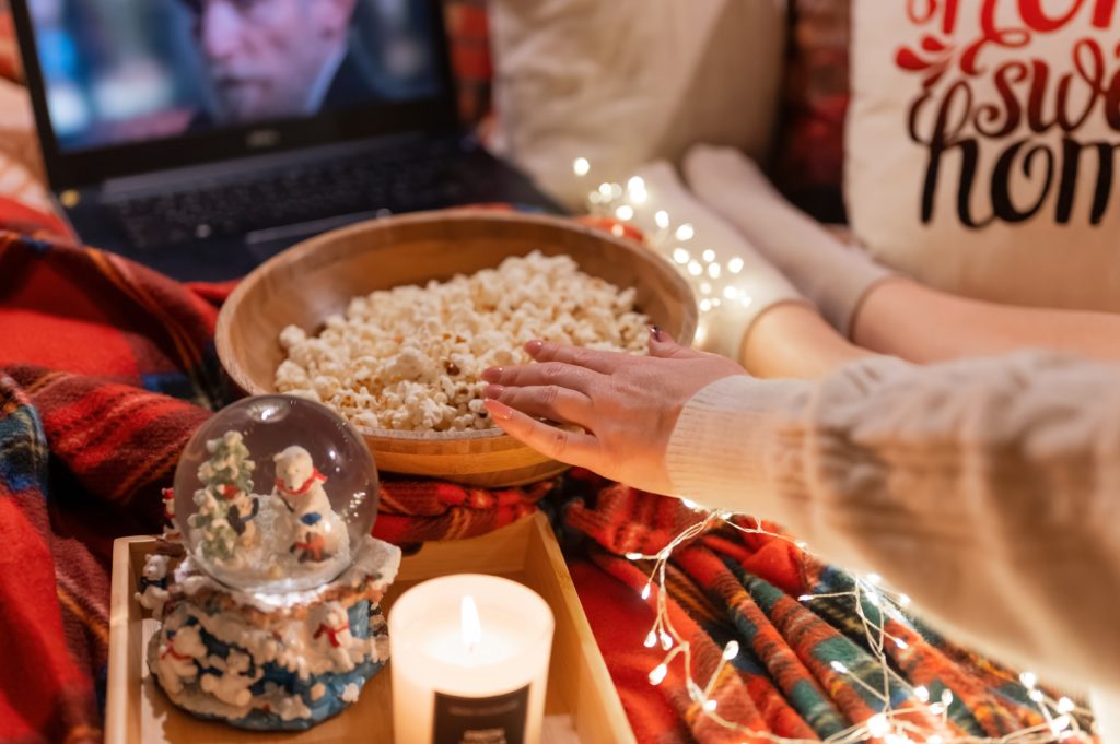 Popoln dan za božične filme: Razkrivamo najboljšo izbiro za vaše horoskopsko znamenje