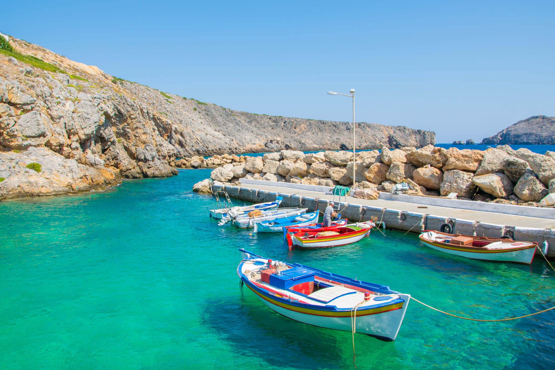 500 evrov mesečne finančne podpore in brezplačna hiša, če se preselite na ta otok