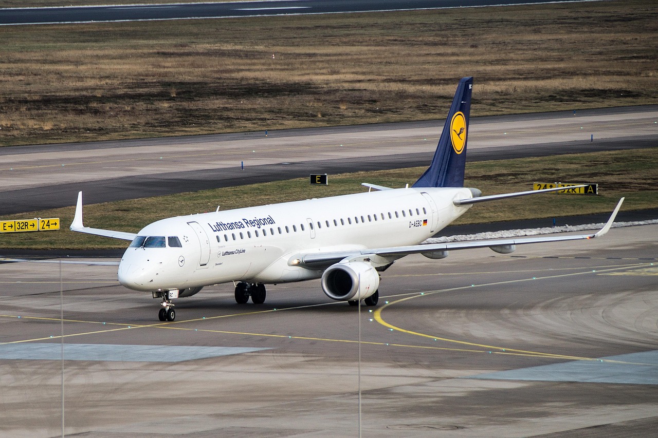 10 minut brez nadzora: Kopilot omedlel med letom, ko pilota ni bilo v pilotski kabini