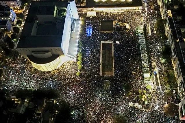 V Izraelu množični protivladni protesti