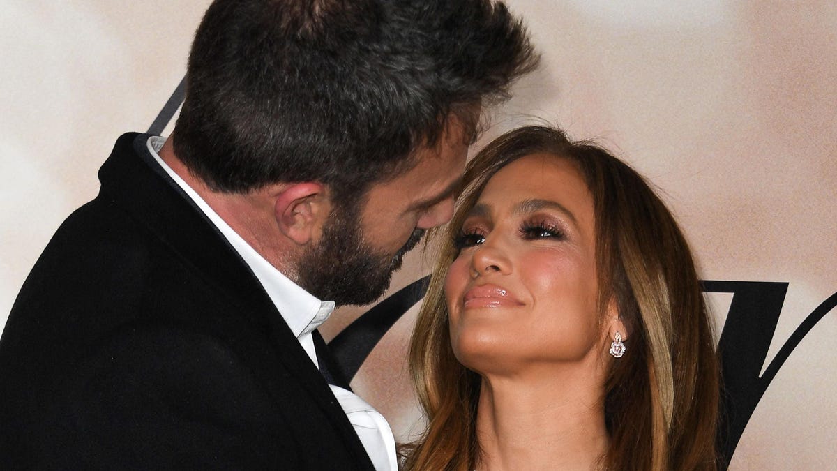 Jennifer Lopez in Ben Affleck po 20 letih znova zaročena