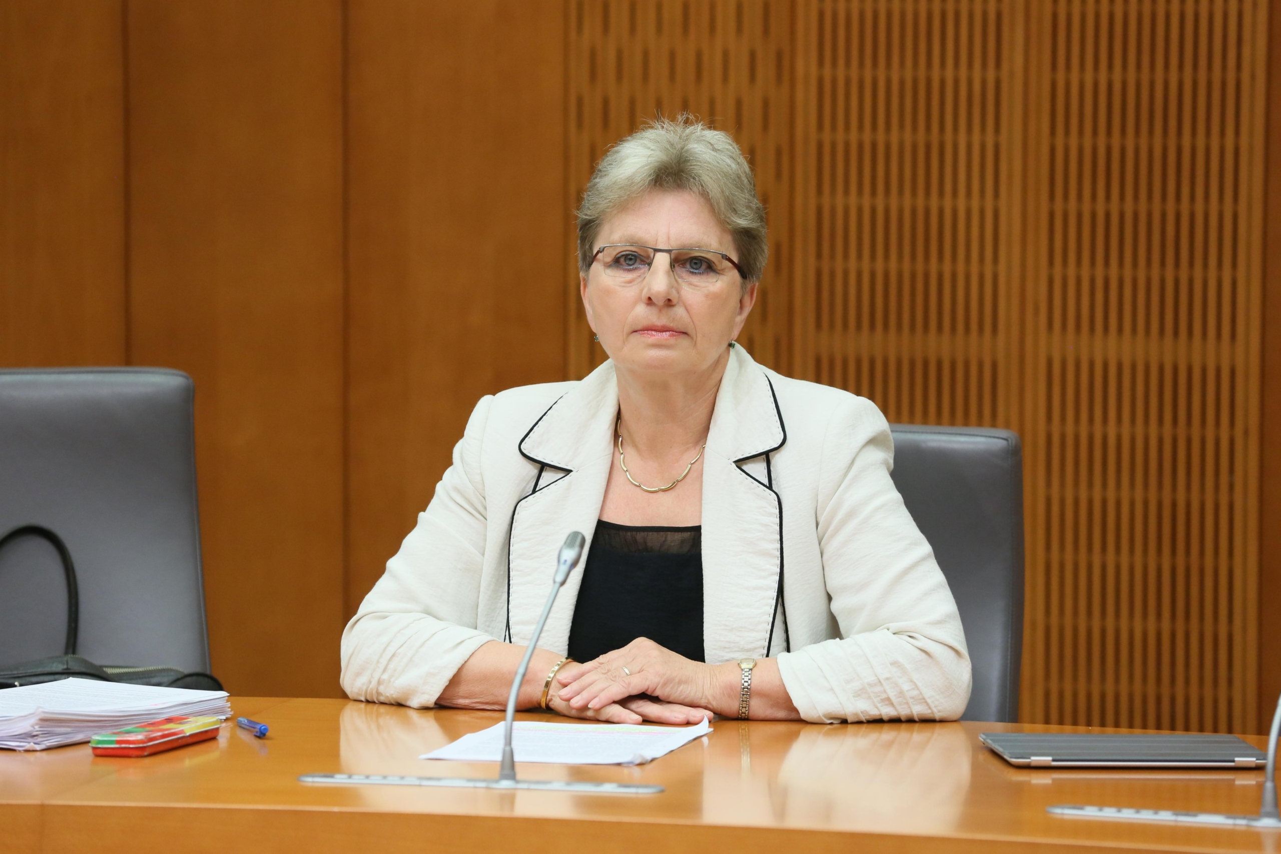 Irena Šinko uspešno prestala zaslišanje pred odborom DZ za kmetijstvo, gozdarstvo in prehrano