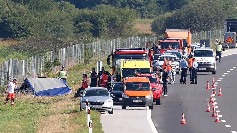 Po hudi nesreči poljskih romarjev: Znano je, kdo je vozil avtobus