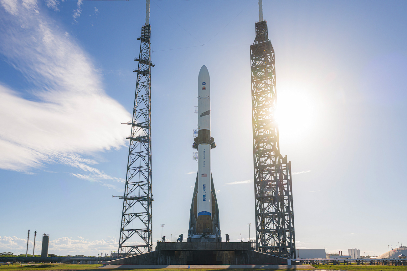 Drugi polet rakete New Glenn: Bo Bezos uspel odgovoriti Elonu Musku? (V živo)