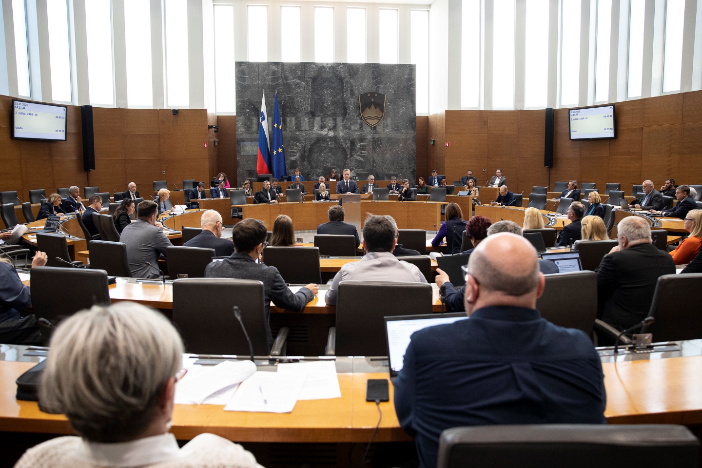 Šutarjev zakon močno okrnjen, spremenili večino členov