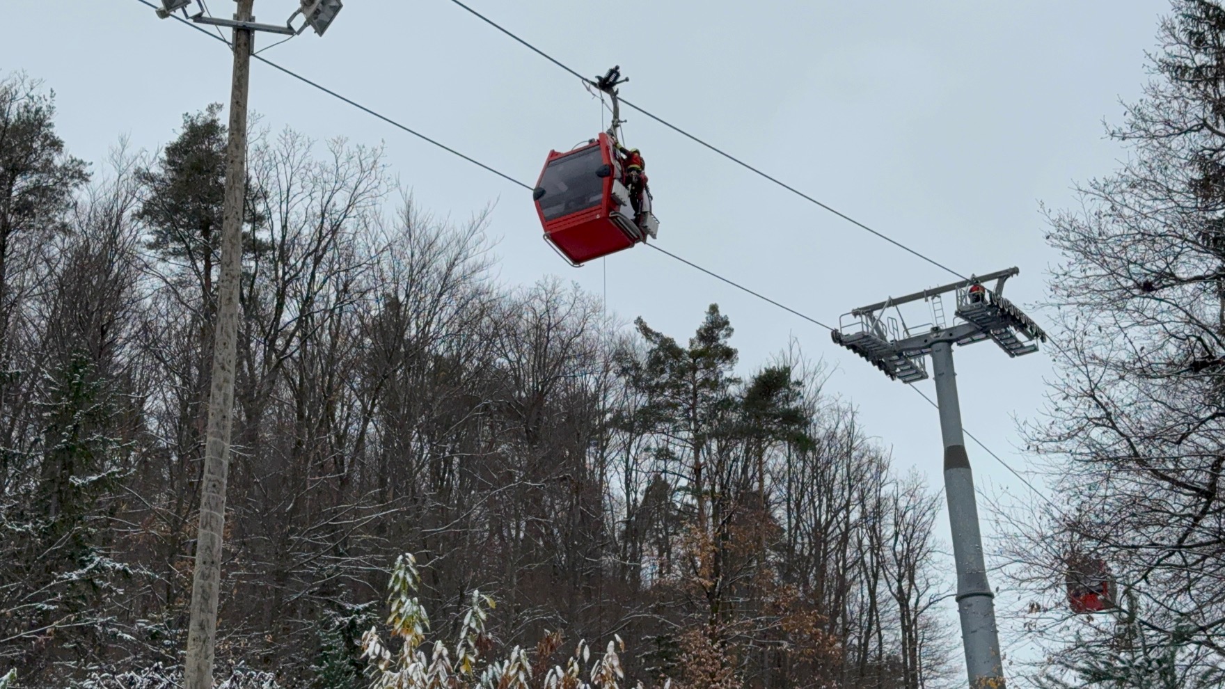 Tehnične težave na Pohorju, gondola trenutno ne obratuje