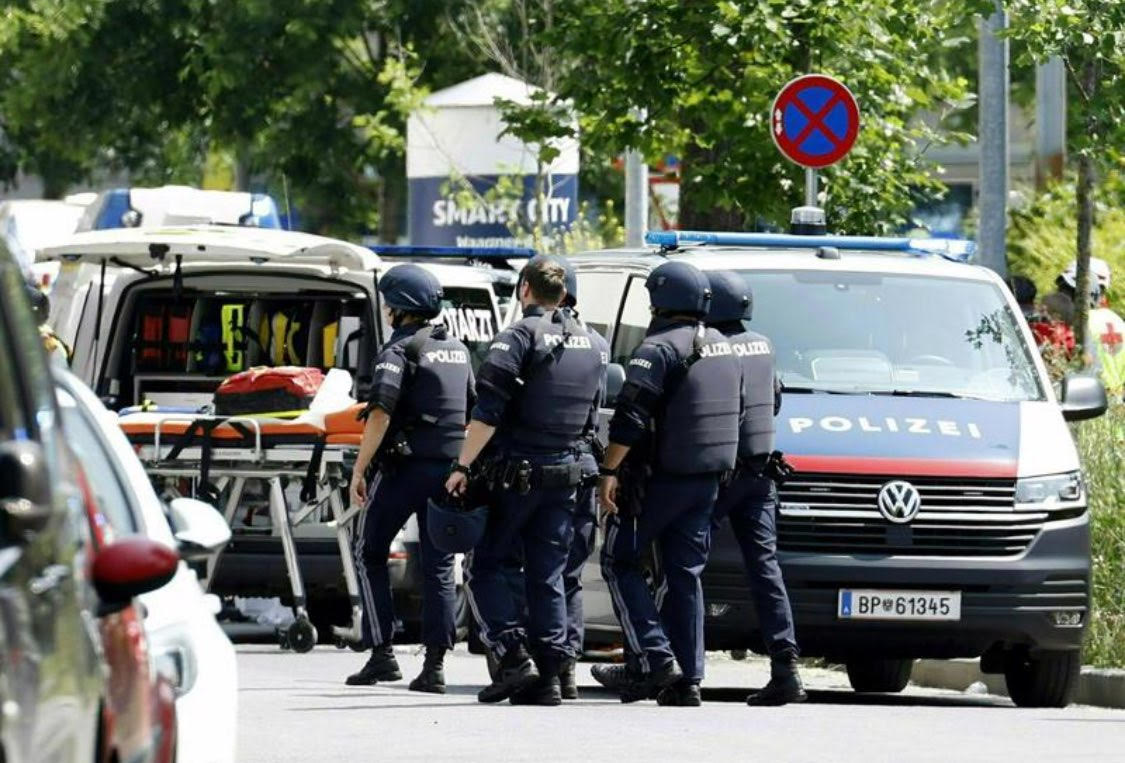 Po smrtonosnem streljanju na šoli v Gradcu Slovenija izreka sožalje