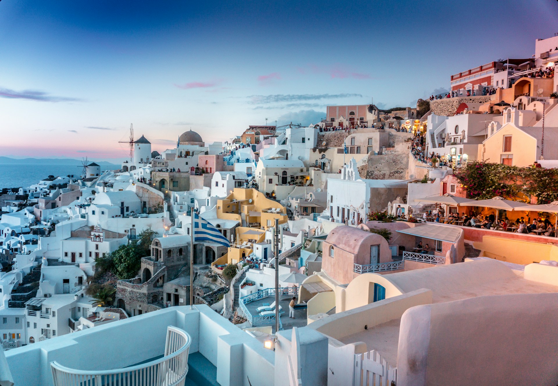Pozabite na Santorini in Dubrovnik: To so skriti evropski biseri z enakim utripom in smešno nizkimi cenami
