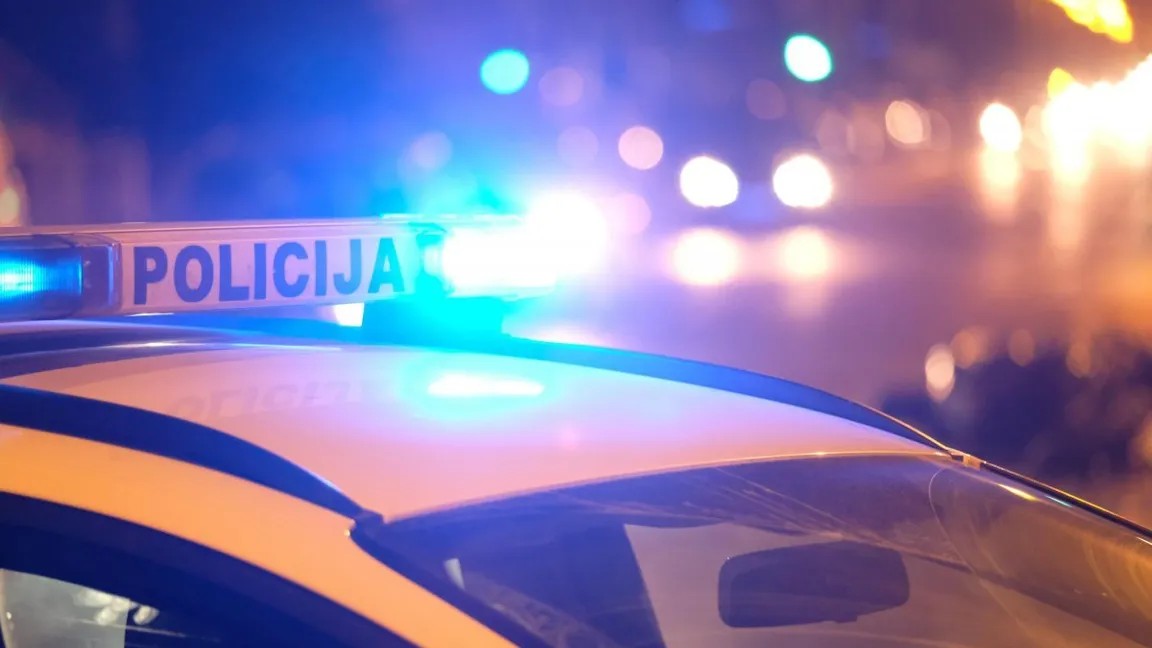 Na Hrvaškem tragična prometna nesreča avtomobila s slovenskimi oznakami