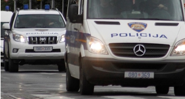 Tujec napadel in pretepel starejšo Slovenko