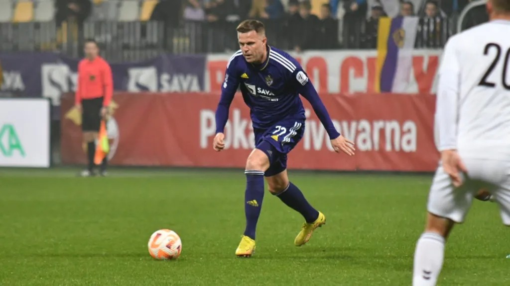 Josip Iličić podpisal pogodbo s Koprom