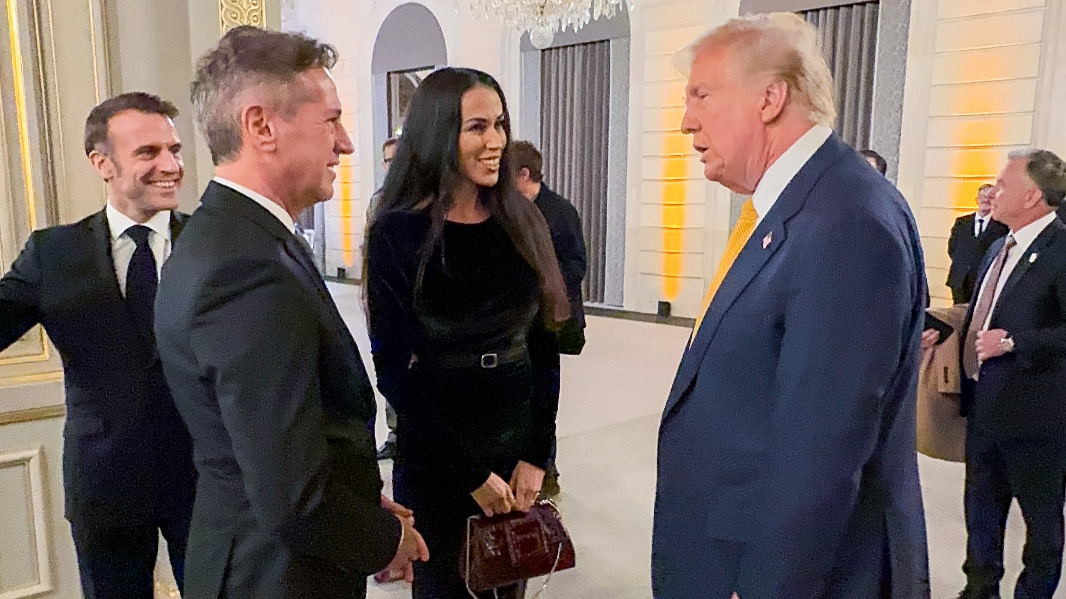 Golob in Trump prvič iz oči v oči, govorila sta o ...