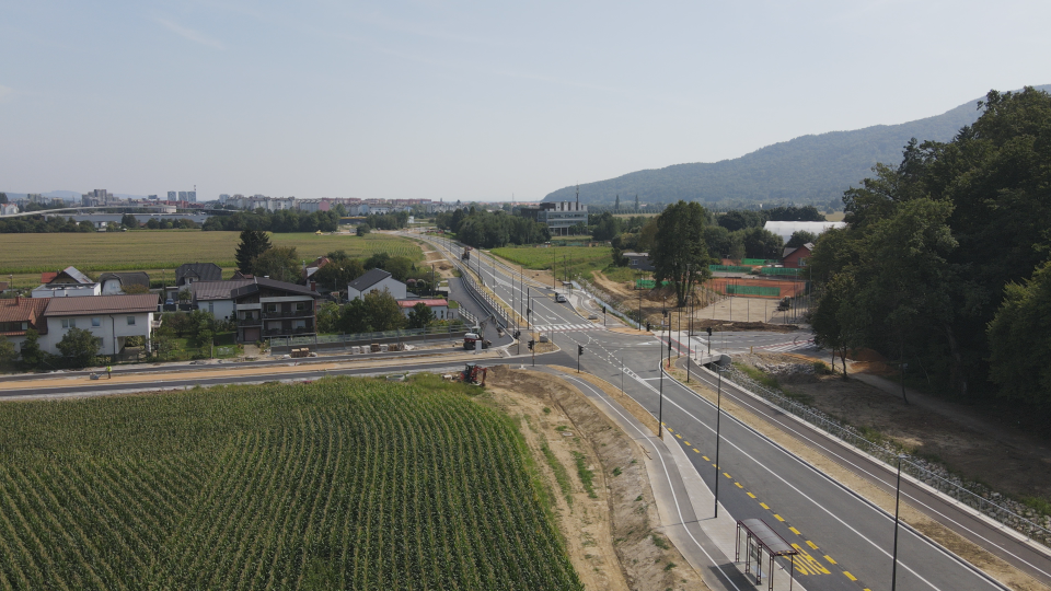 FOTO in VIDEO: Jutri bo po težko pričakovani limbuški obvoznici končno stekel promet