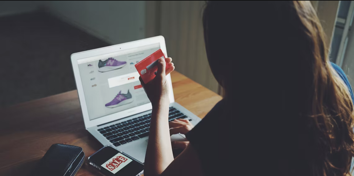 Ste med žrtvami? Razkrinkali 76.000 lažnih trgovin: Slovenci smo najbolj ogroženi, ko pride do ...