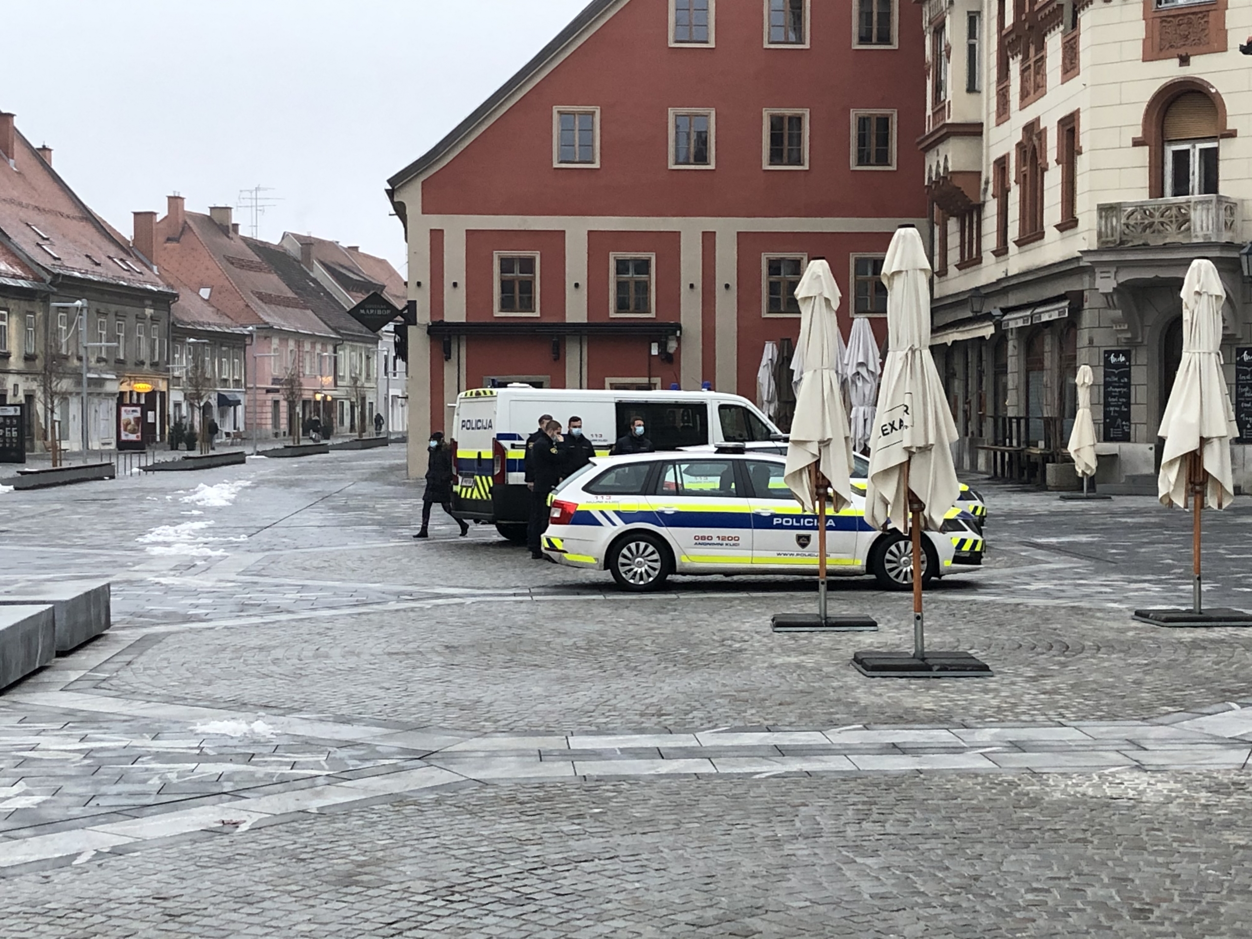 Ste videli nesrečo na krožišču na Glavnem trgu?