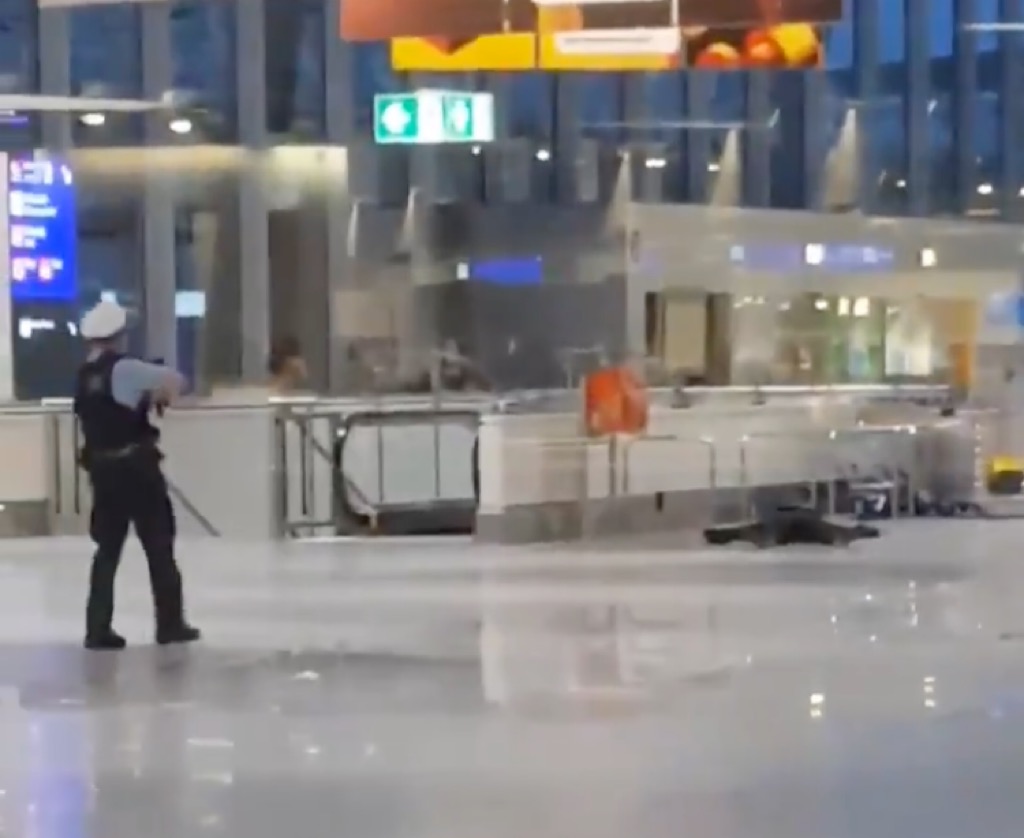 VIDEO: 38-letni slovenski državljan povzročil incident na frankfurtskem letališču