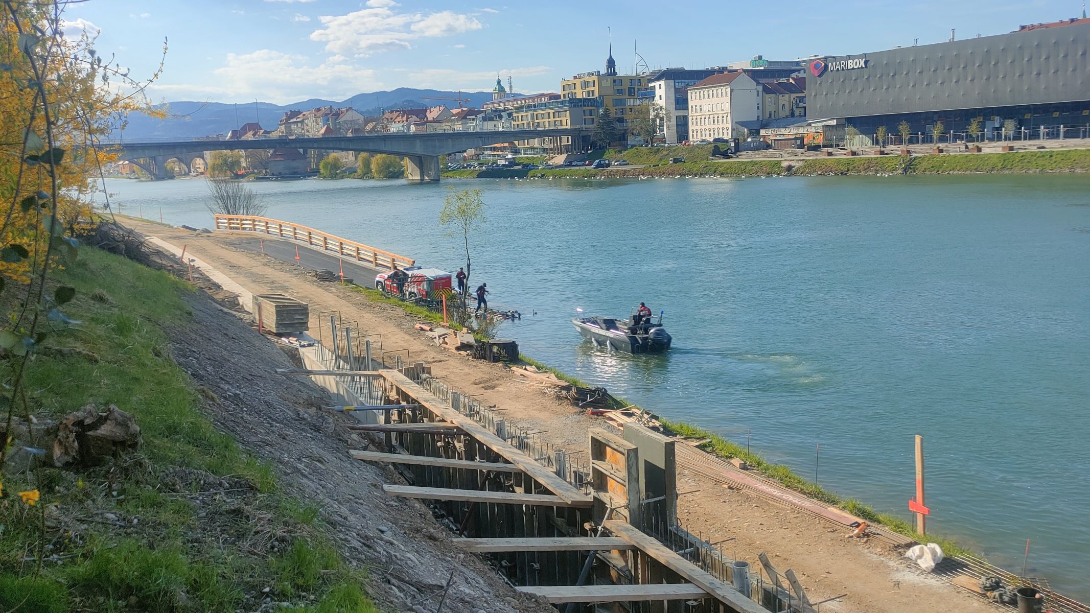 Zagorelo na gradbišču na Pobreški cesti, škode za 15 tisočakov