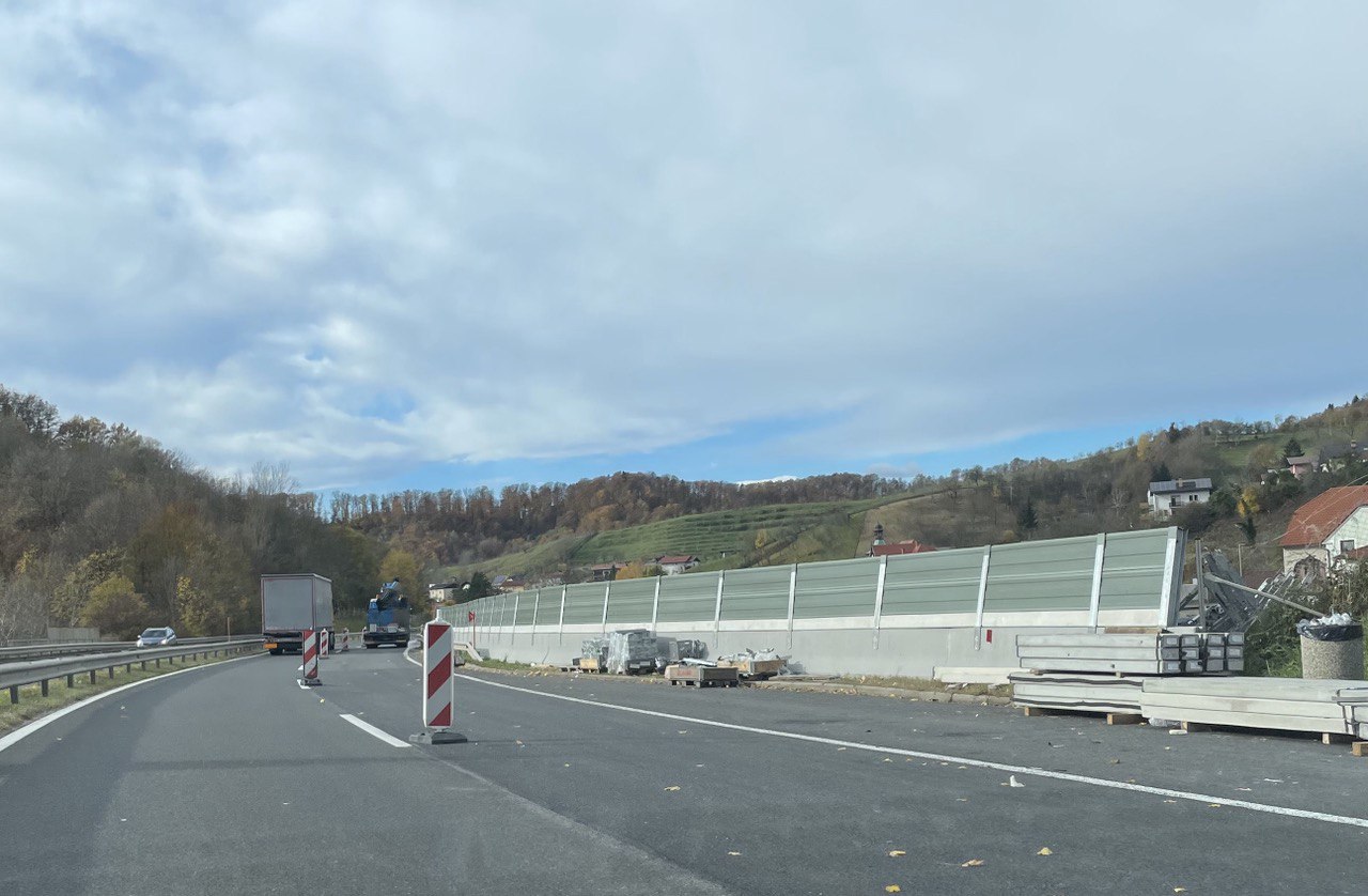 Kdaj bo odstranjena zapora na bivši hitri cesti skozi Maribor?