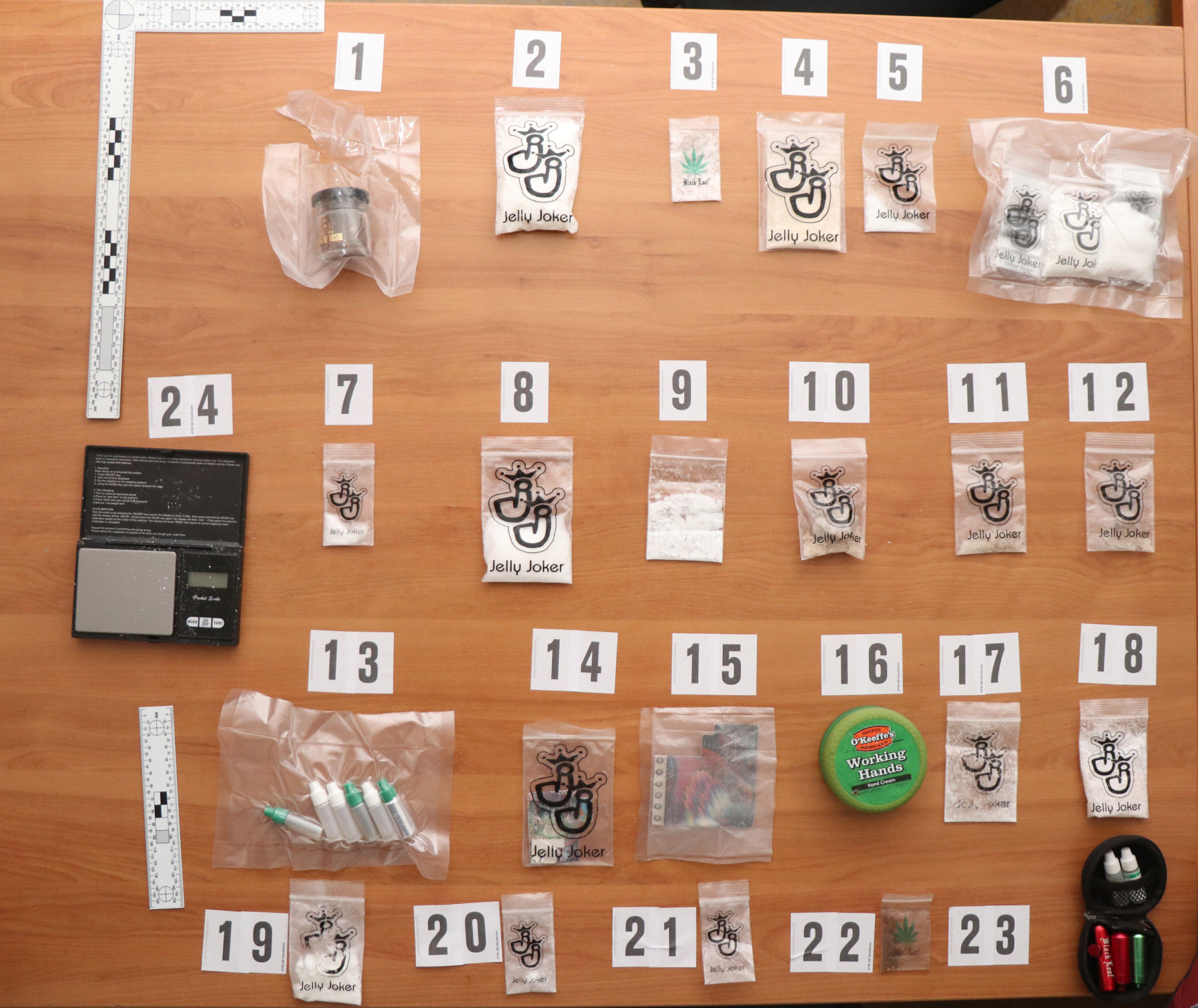 FOTO: Na Gruškovju zasegli več različnih prepovedanih drog