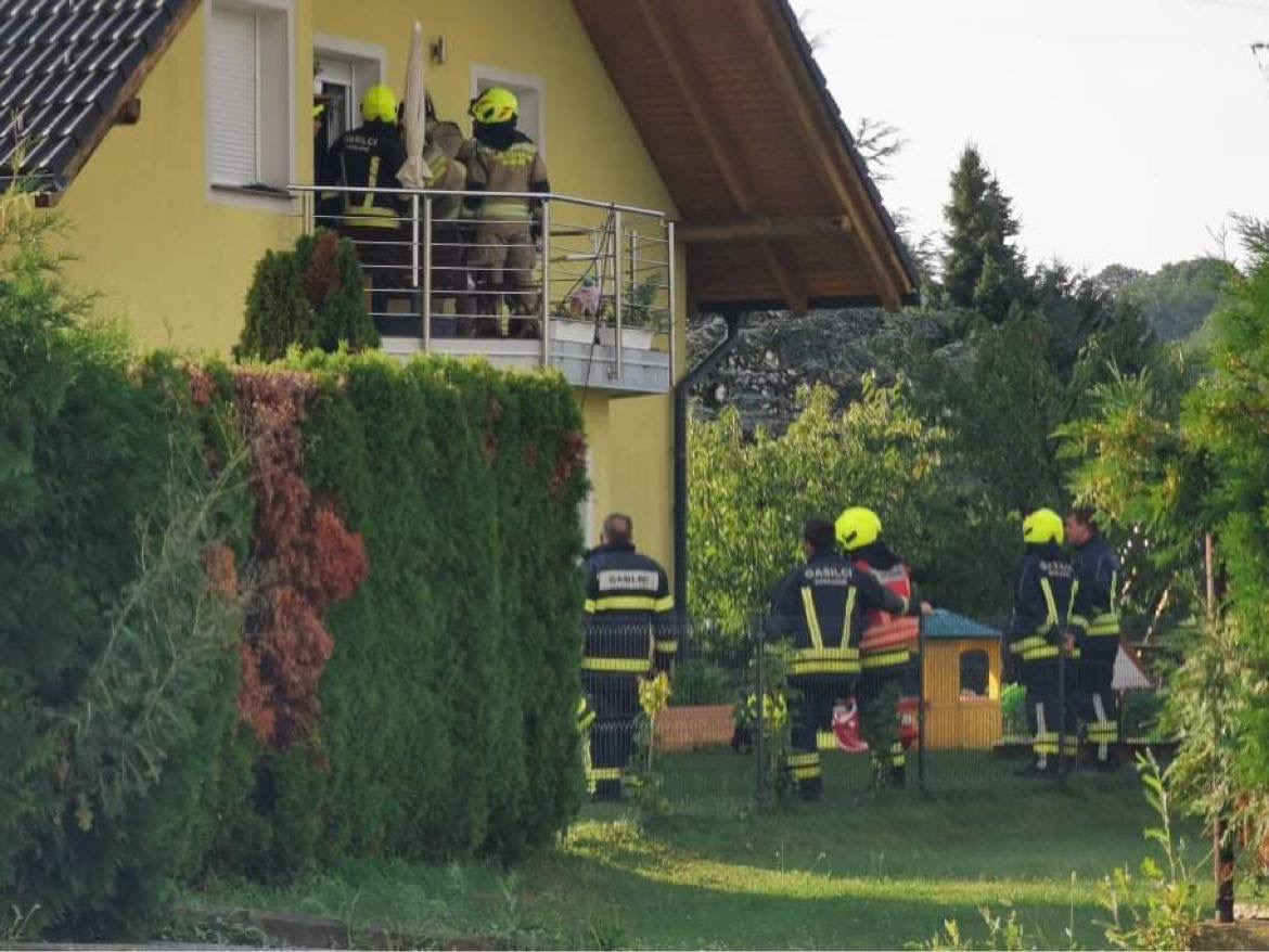 FOTO: V Dupleku zagorelo v stanovanjski hiši