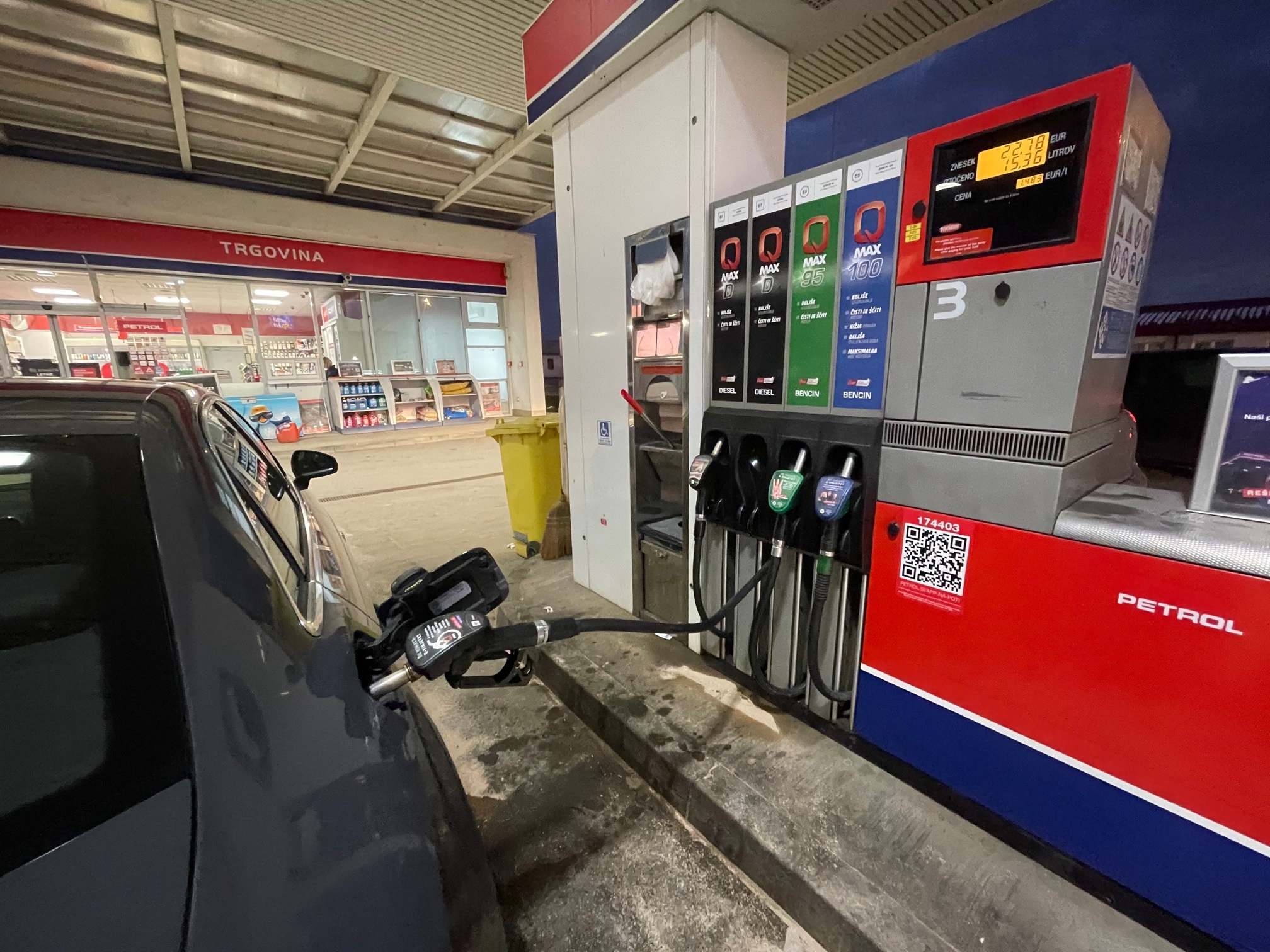 Vlada določila cene bencina in dizla, sprememba se obeta v četrtek