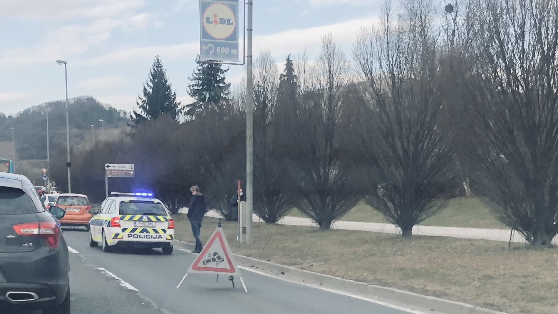 FOTO: Prometna nesreča na Koroškem mostu