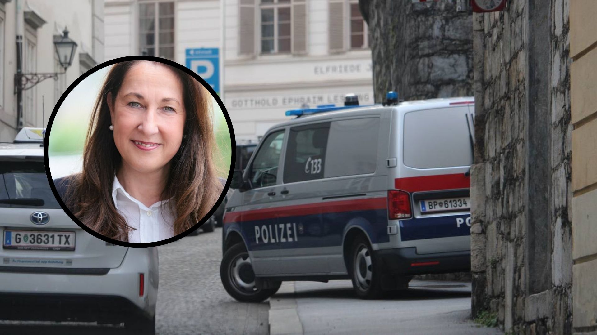 17-letnica mamo ure mučila v kleti, poskušala zažgati in 13-krat zabodla