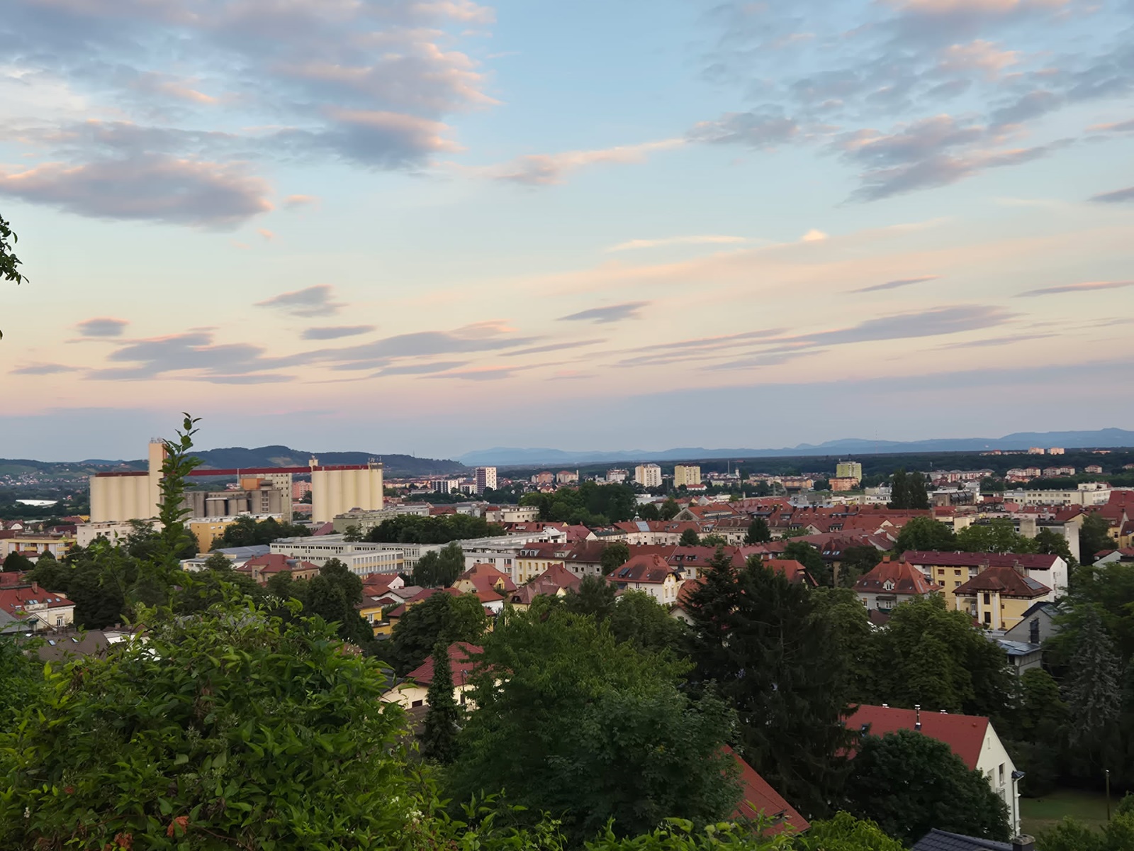 Kakšen zrak dihamo v Mariboru? Rezultati so boljši kot v prestolnici, a ...