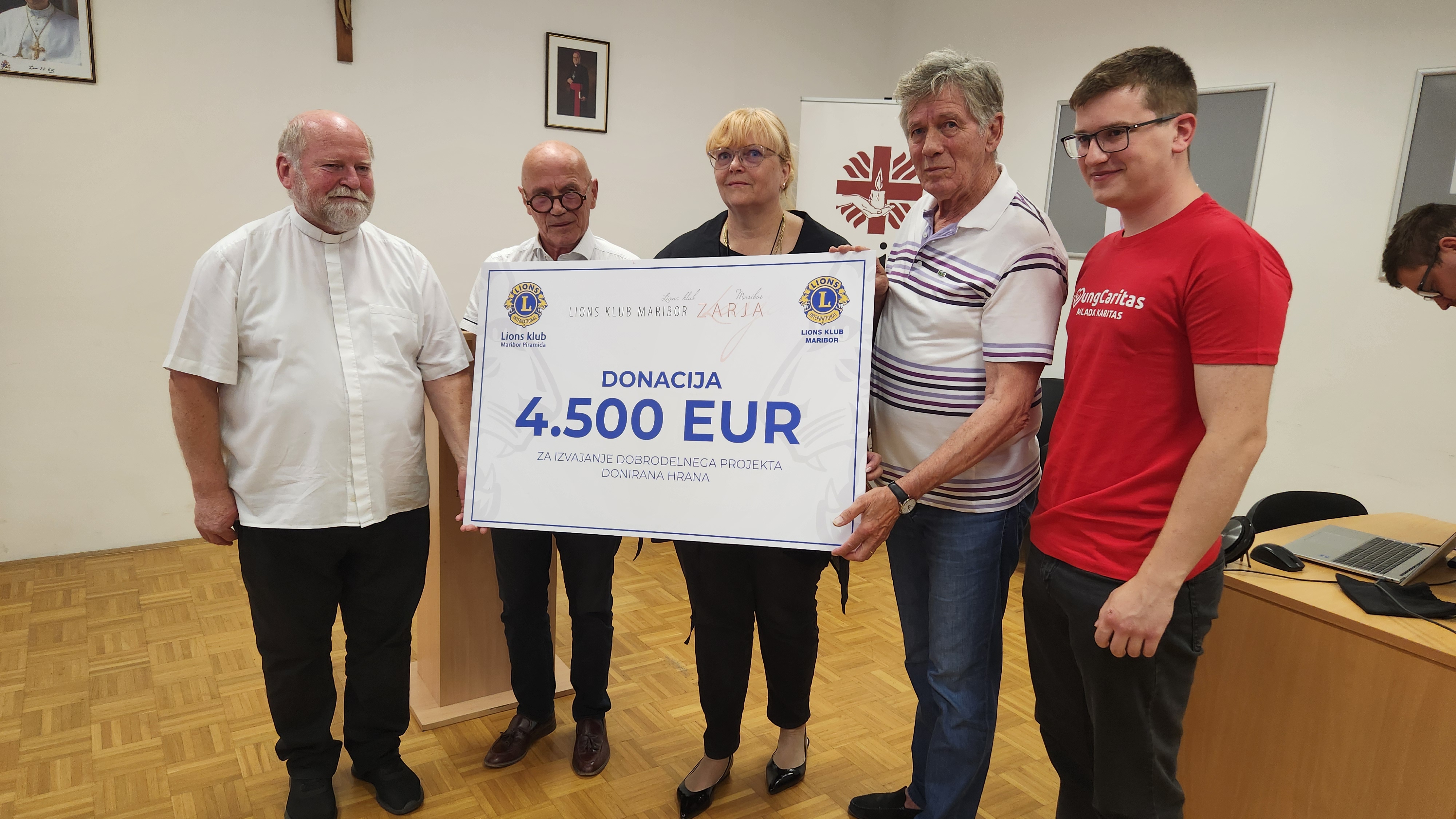 Donirana hrana v Mariboru: Vsak dan pomoč za več kot 100 ljudi