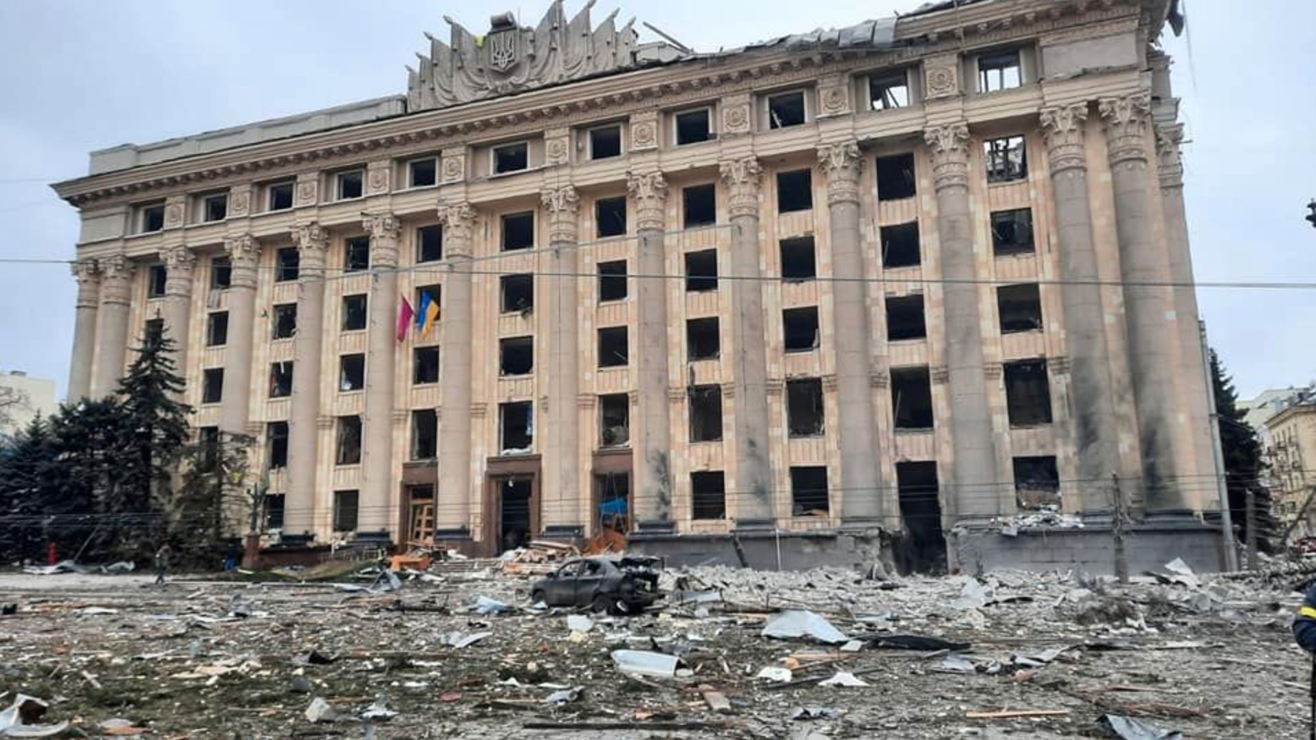 Smrtne žrtve v letalskem napadu na Žitomir, ruske sile zasedle več mest