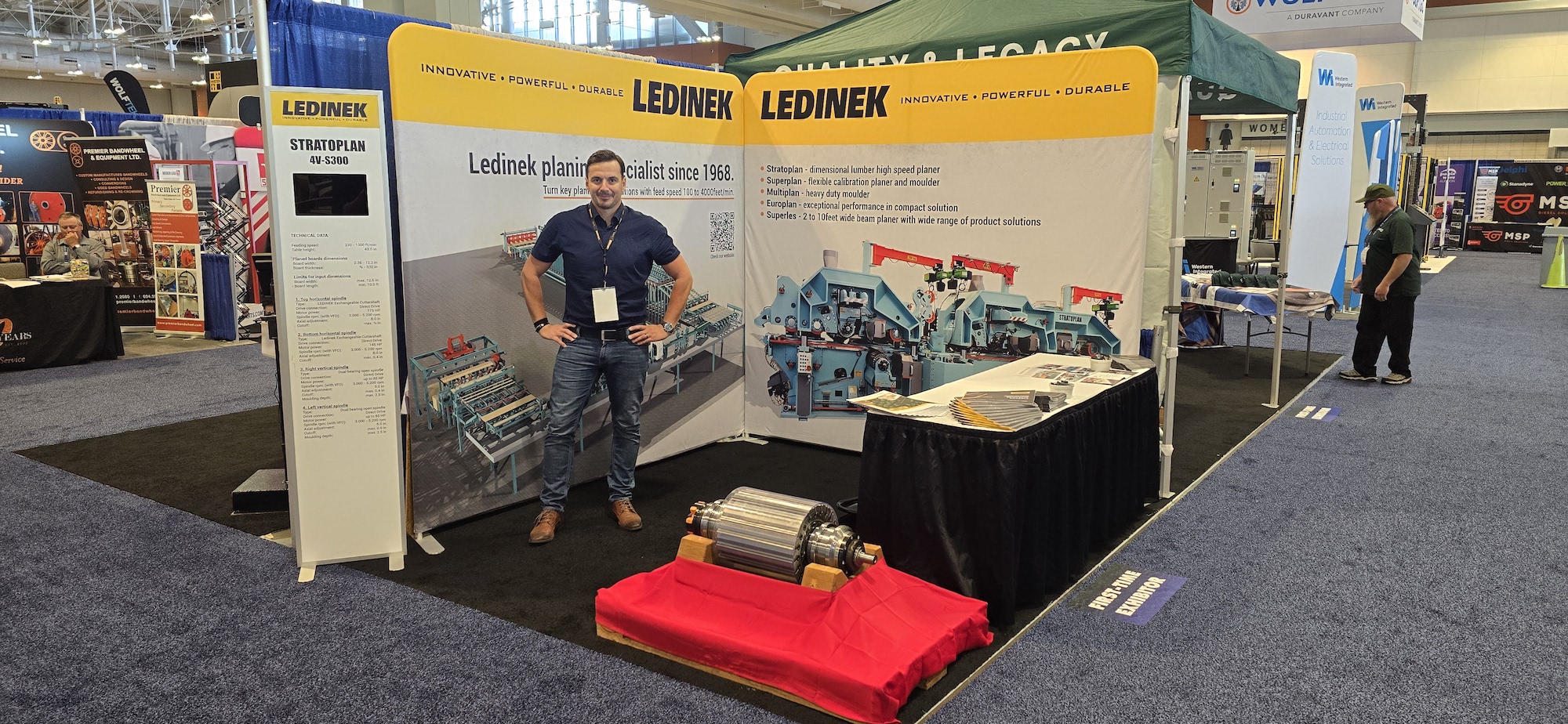 Ledinek Engineering na največjem ameriškem sejmu lesnoobdelovalne industrije