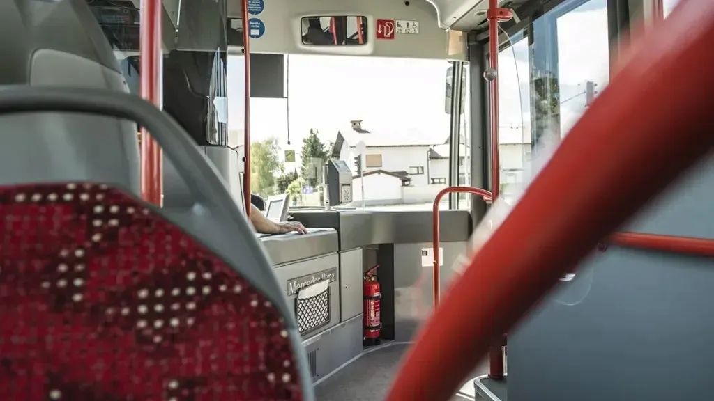 Mladi v mestih vse manj odvisni od avtomobila? V Mariboru v zadnjih petih letih opravili več kot 2,7 milijona voženj z avtobusi