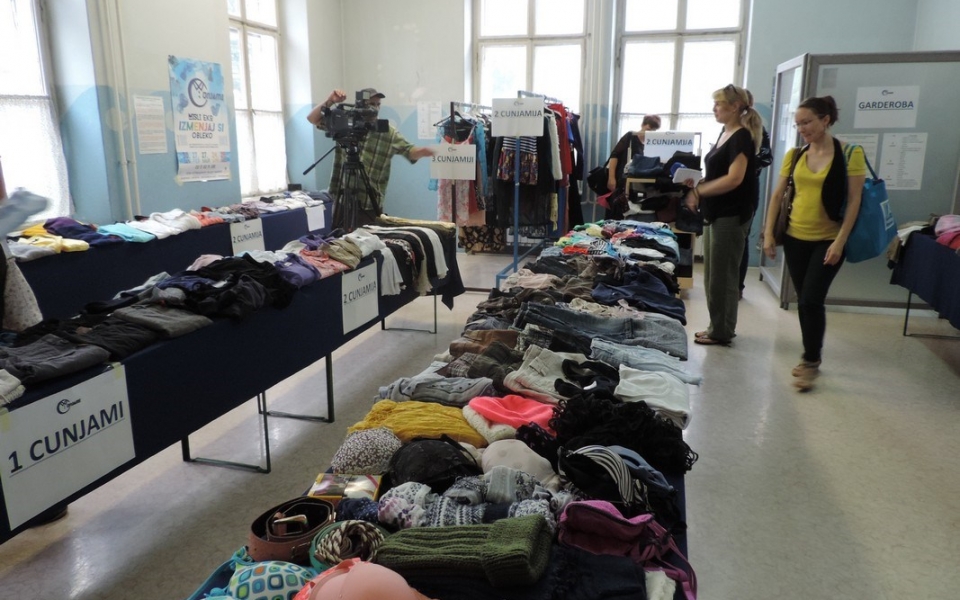 Na Trg Leona Štuklja prihaja Cunjami, izmenjali boste lahko oblačila