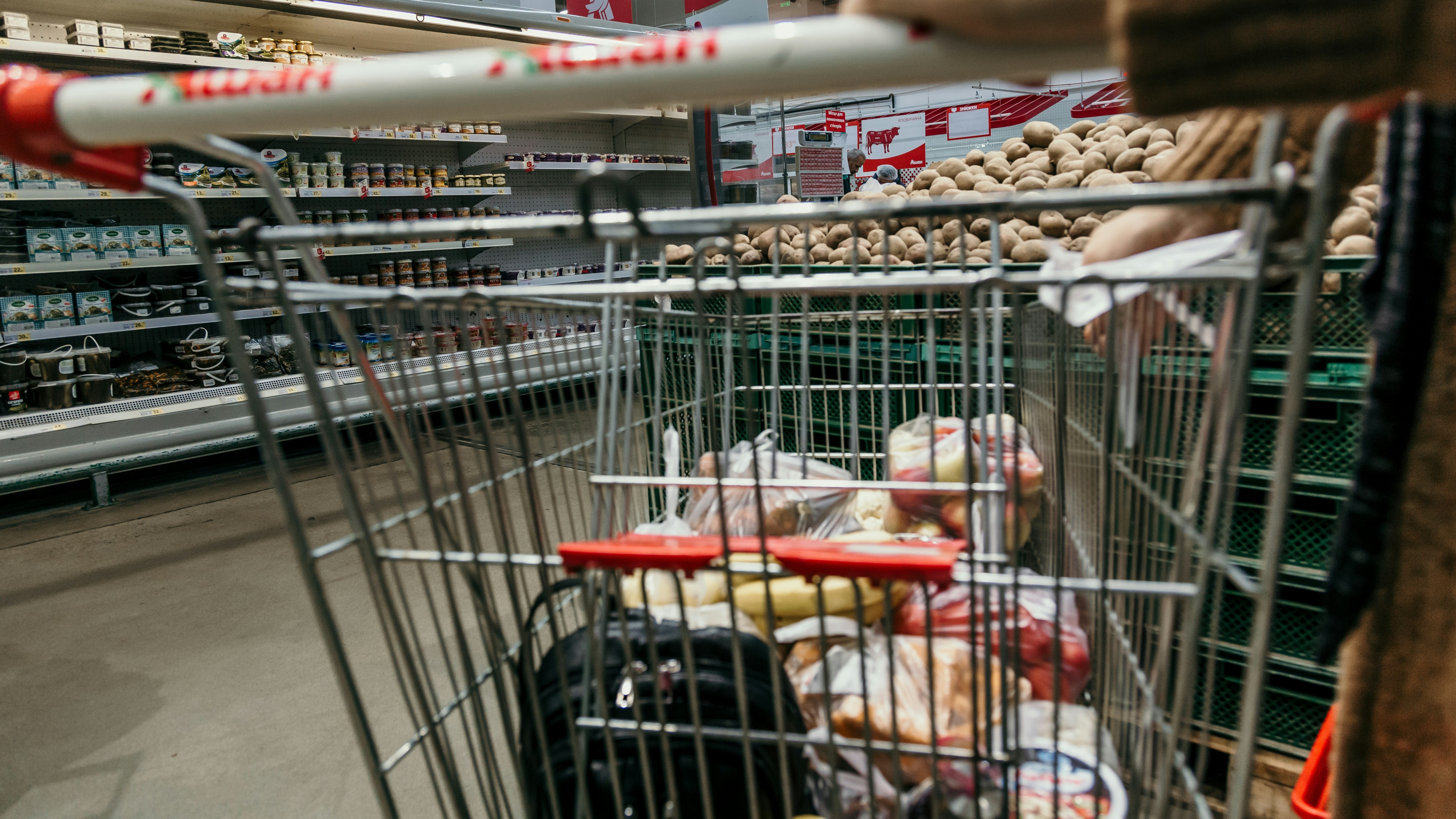Priljubljen trgovec sprožil odpoklic, imate izdelek doma? Simptomi se lahko pojavijo hitro po zaužitju