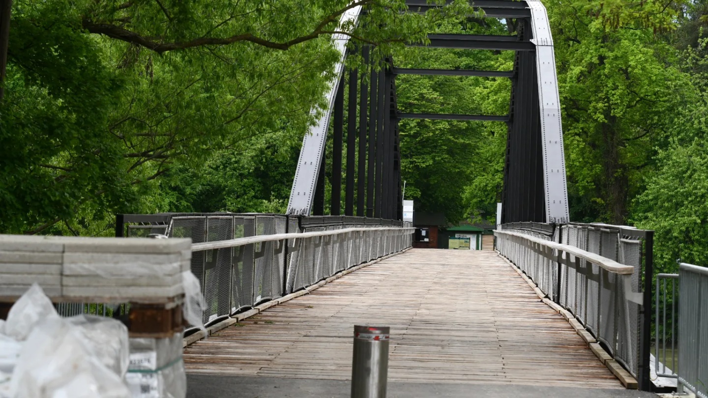 Območje Mariborskega otoka ponovno odprto za sprehajalce