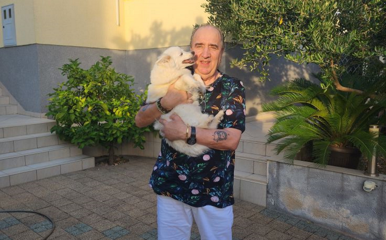 Med Slovenci priljubljeni pevec prestrašil svoje poslušalce