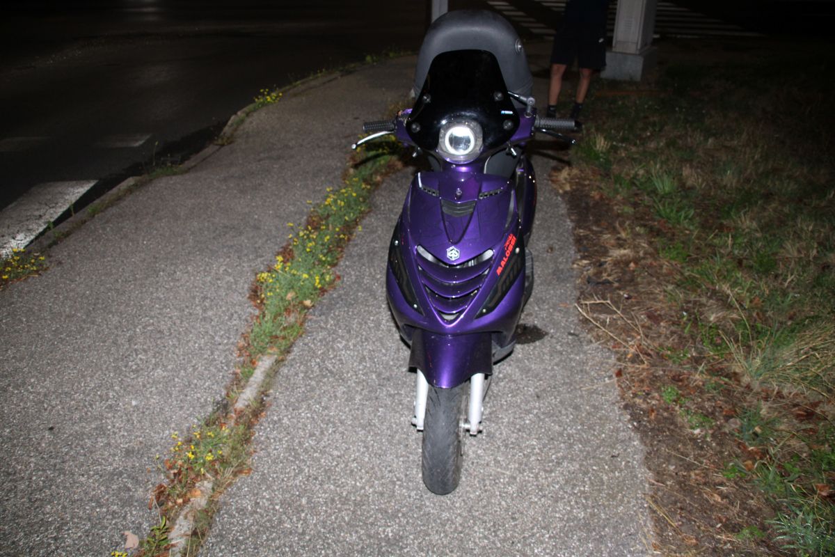 Mladoletniki divjali po Studencih, namesto 45 kar do 81 km/h