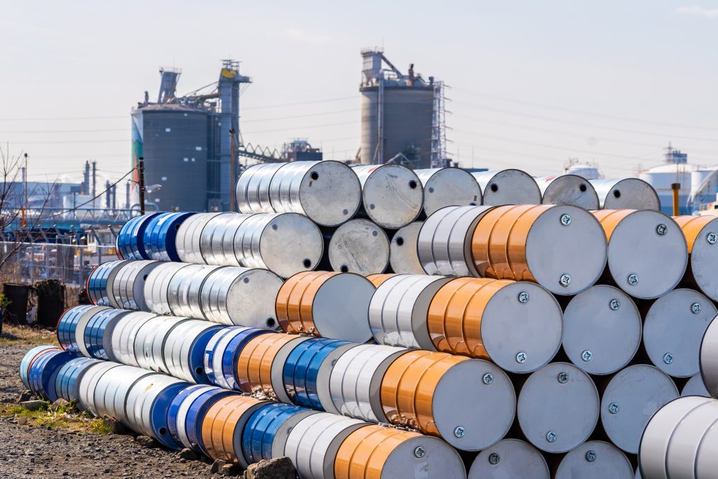 Nafta dražja, na trgu zaskrbljenost zaradi konflikta na Bližnjem vzhodu