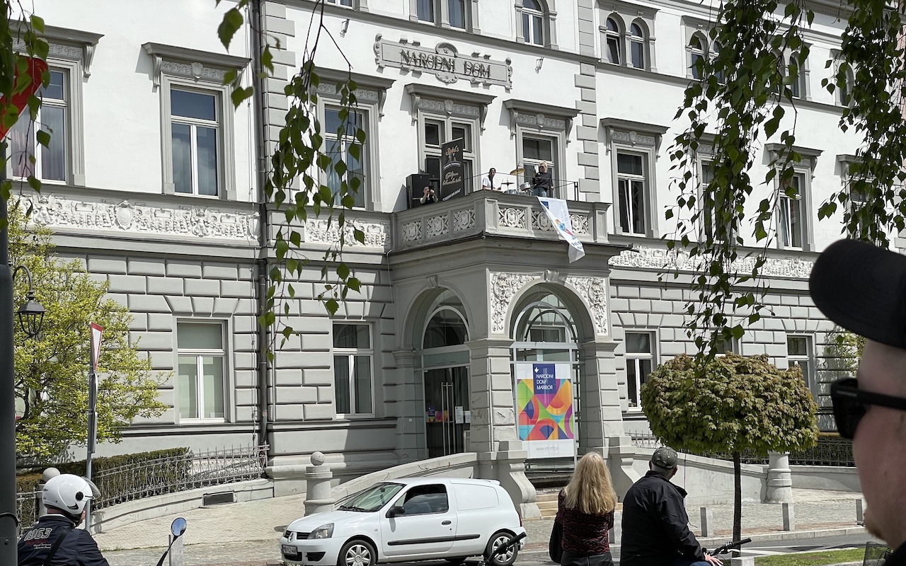 ANKETA: Kdo je najboljša izbira za novega direktorja Narodnega doma Maribor?