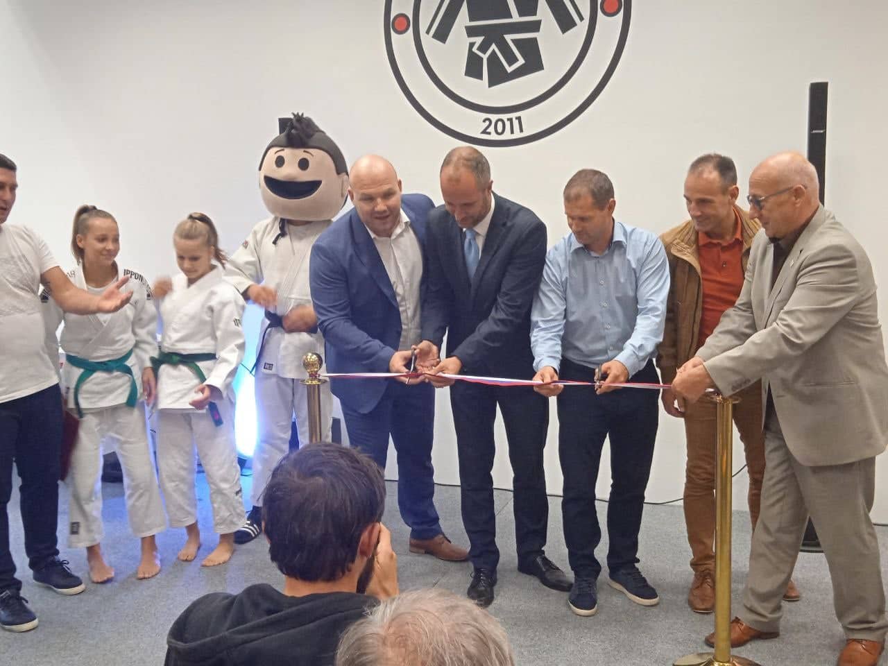 FOTO: Apolon odprl nov judo center v Hočah