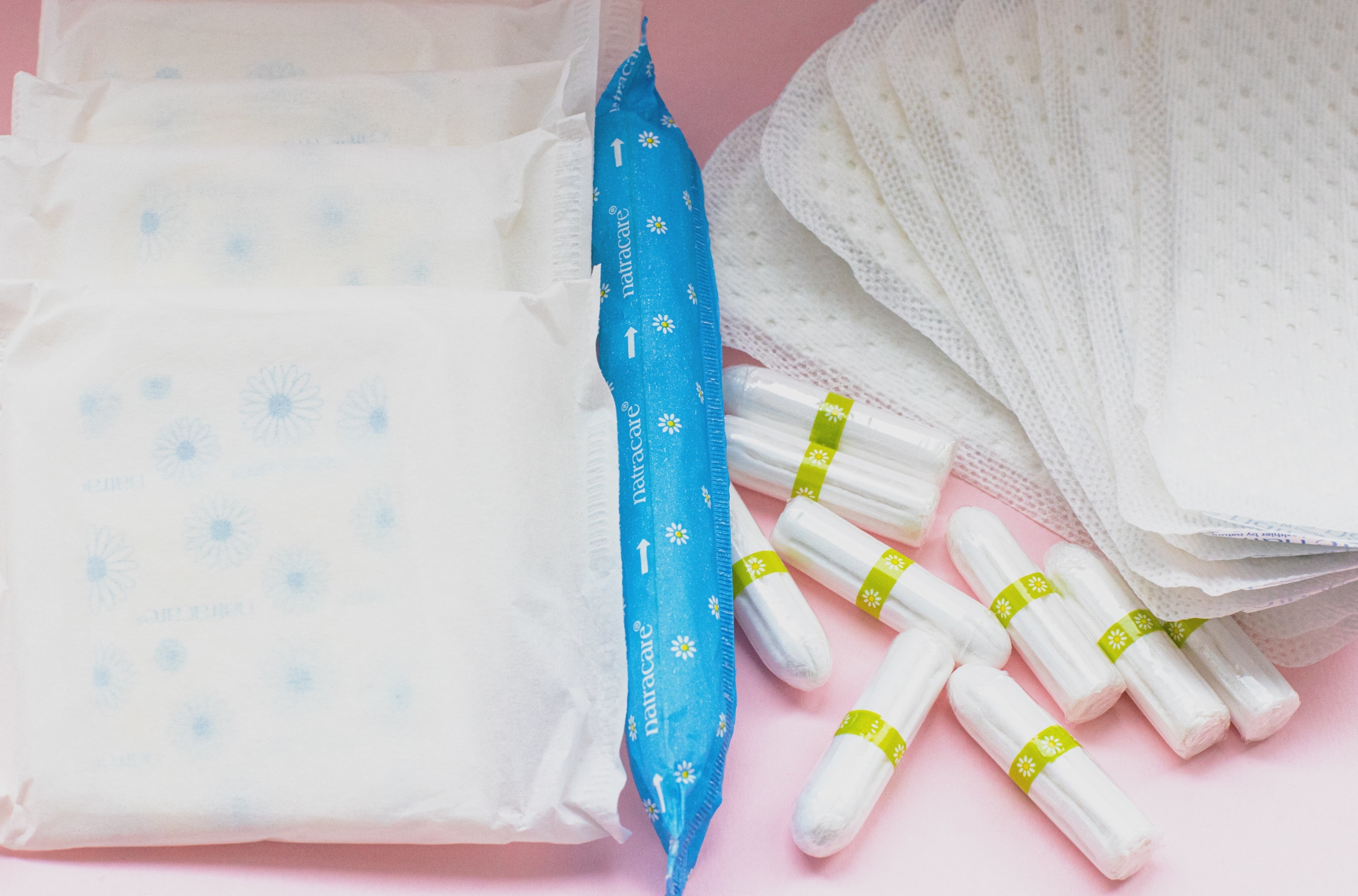 Predlog zavrnjen, a menstrualni higienski pripomočki le po nižji ceni
