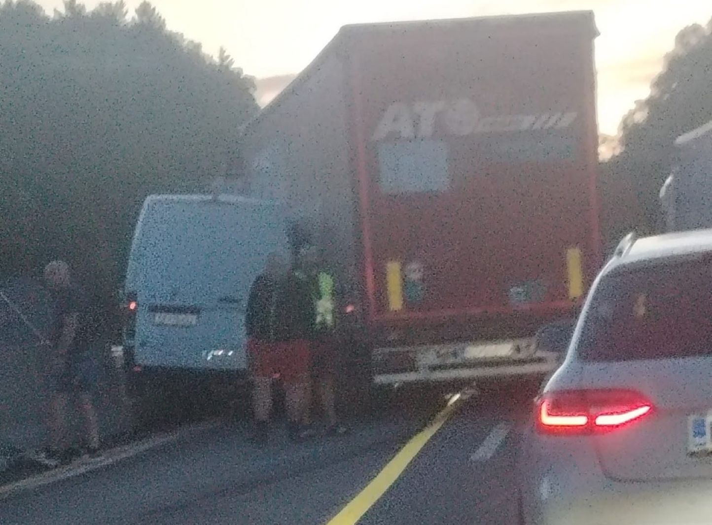 Na štajerski avtocesti znova počilo, zaprta oba pasova