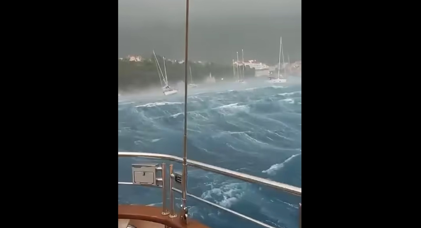 VIDEO: Hrvaško zajelo hudo neurje, gasilci morali rešiti več ljudi
