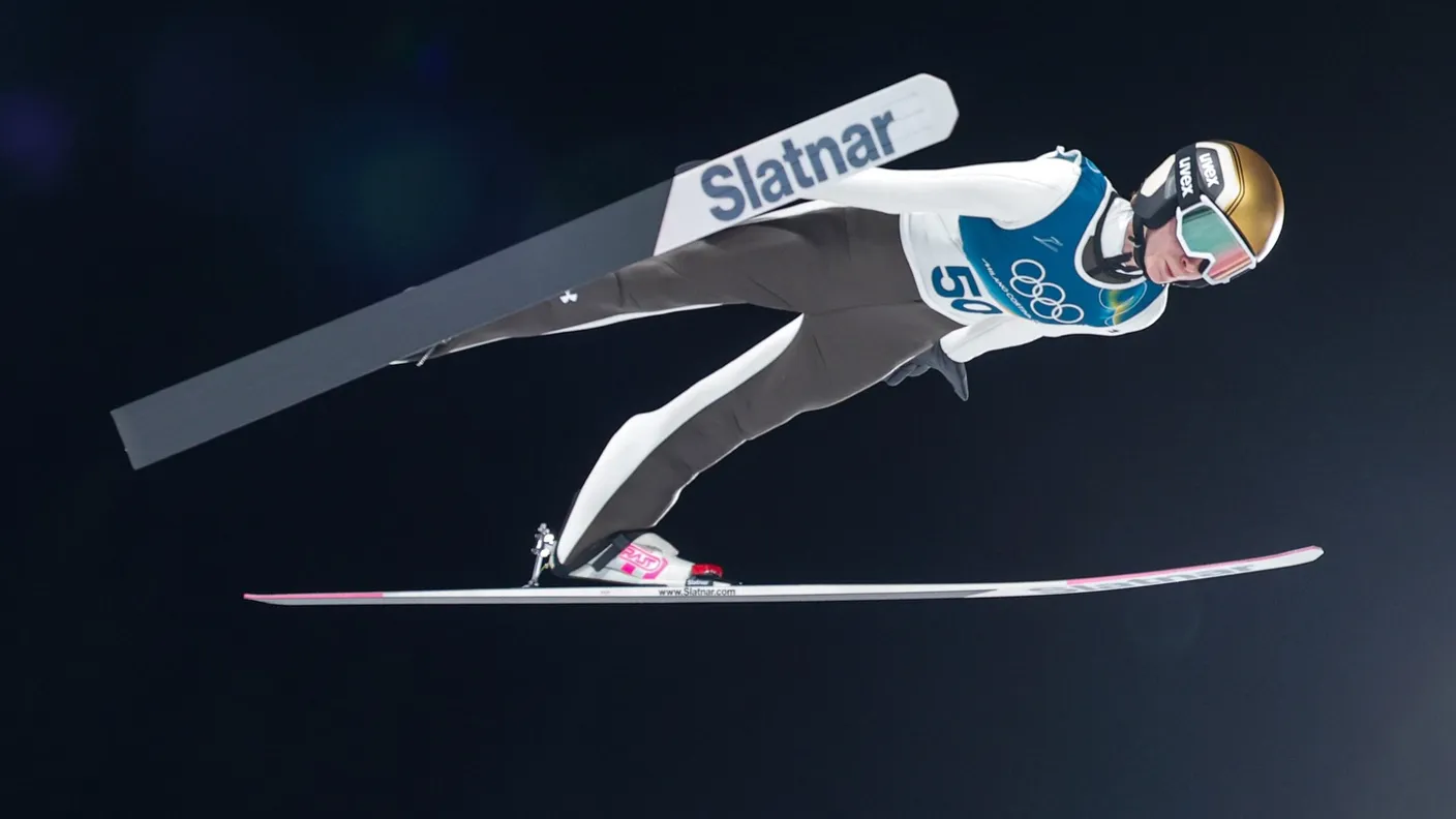 Niki Prevc je uspelo priti iz petega mesta do bronaste kolajne