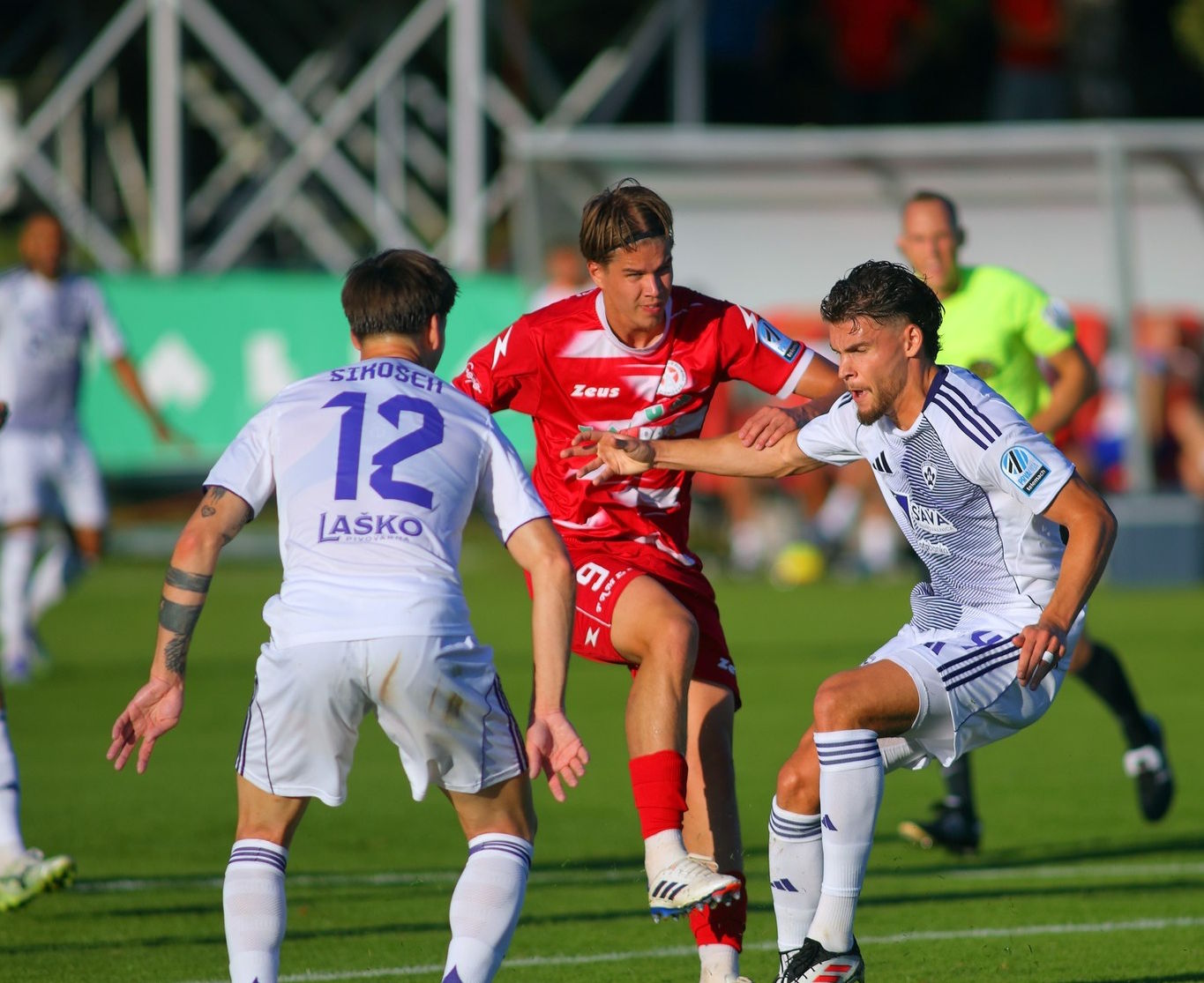 NK Maribor na Kidričevem v sodnikovem podaljšku izvlekel točko