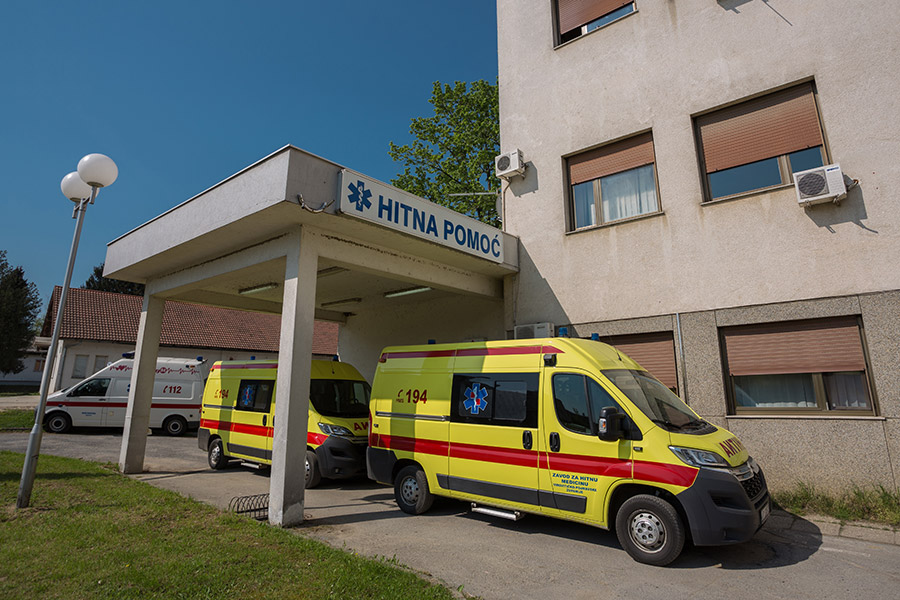 Noč skoraj usodna: 5-članska družina zastrupljena z ogljikovim monoksidom